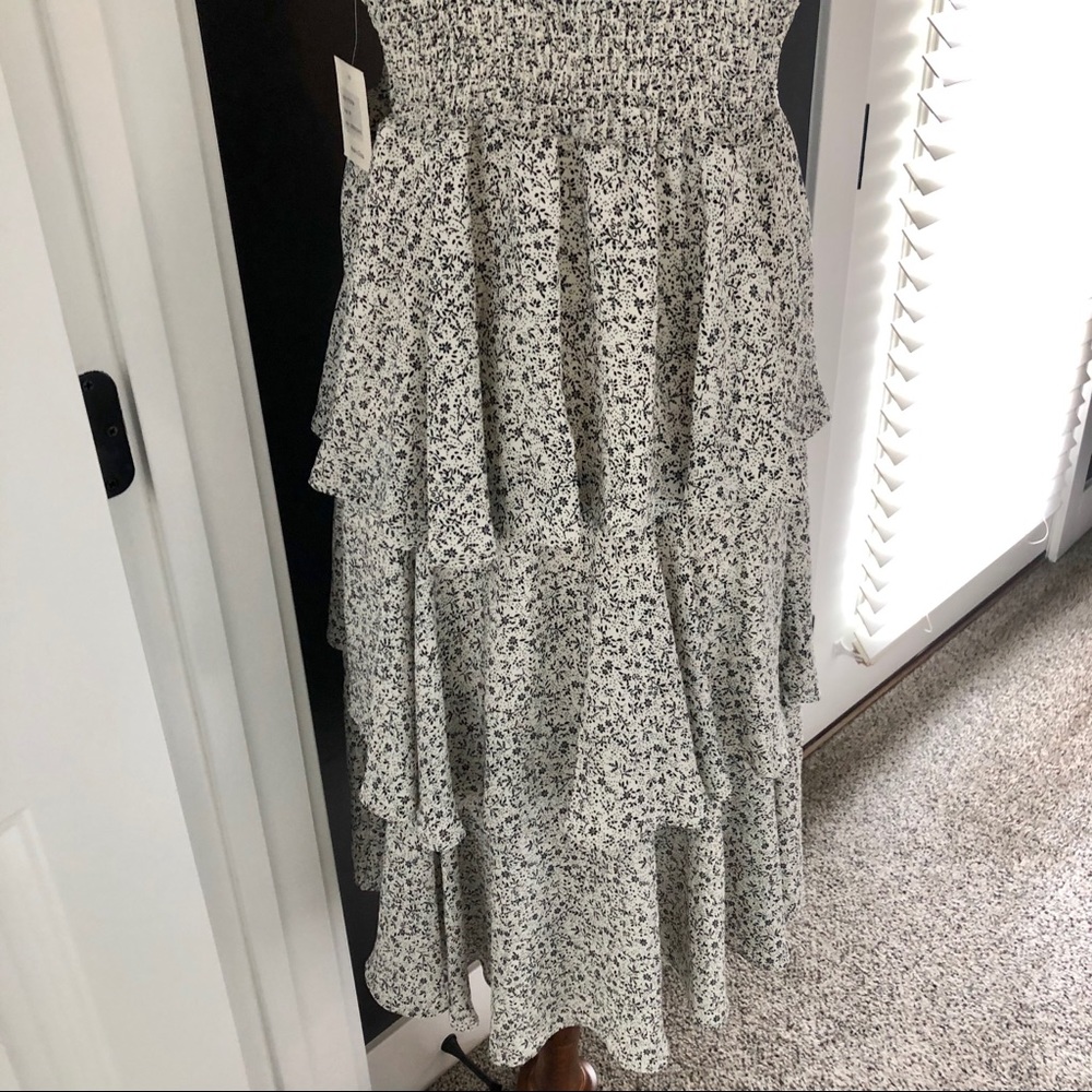 New Black & White Floral Multi Tiered Dress Size M - Picture 7 of 15